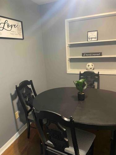 Home Sweet Home For Friends & Family Very Spacious in Decatur