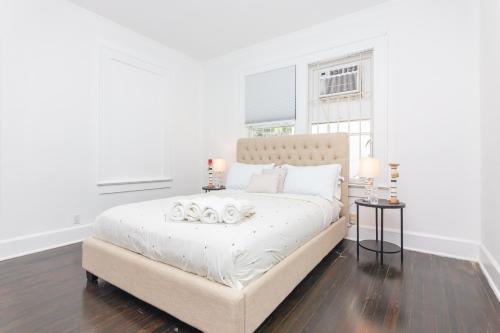 2-BDRM -Heart Wynwood & Edgewater- Private Parking in Miami, USA