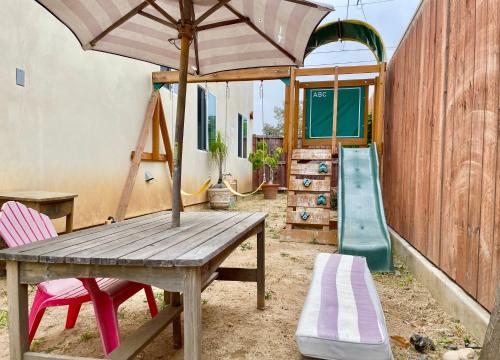 National City Gem 3BR & 2 BT Sleeps 8 in National City, USA