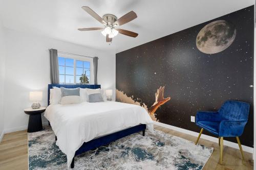 Casa Lanzit -The Perfect Winter Retreat! Low Fees! in Los Angeles, USA