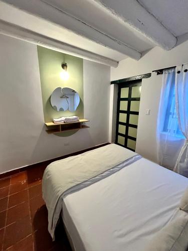 Double Room with Terrace image 3