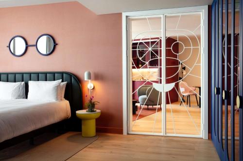 hotel photo
