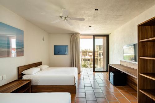 HOTEL AURELIA in San Patricio Melaque