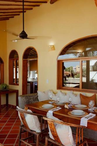 La Buganvilla in El Yaque