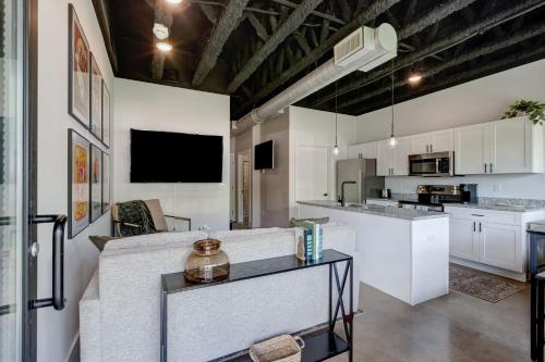 NEW Studio with 2 Beds 7 mins to Broadway thumb 4
