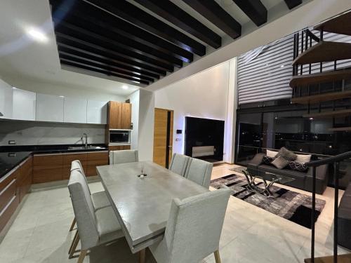 Penthouse a 4 minutos de Galerías Pachuca in Pachuca de Soto, Mexico