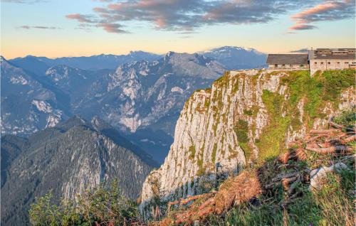 Ferienhaus Mit Bergpanorama in Ebensee