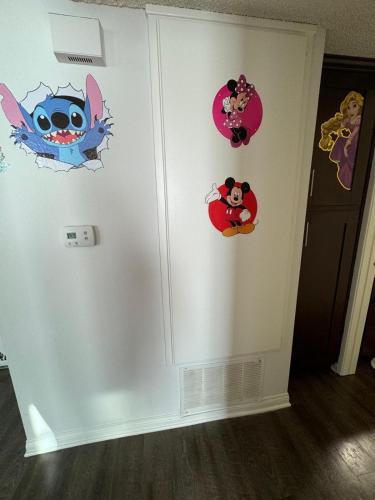 Mario, Disney & not themed Loft Universal Studios 10min loft apartment, Los Angeles (photo 7)