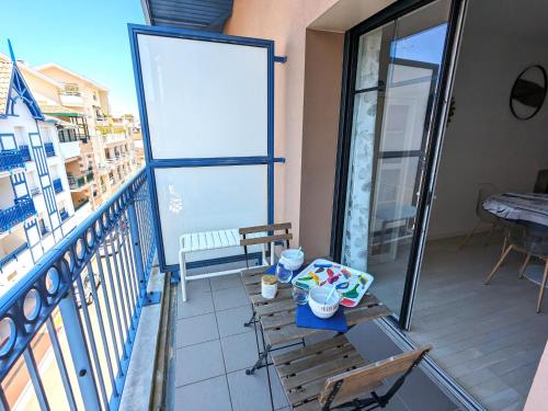 Apartment image 7