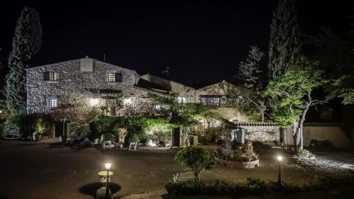 Masia Mimosa Jardin in Darnius