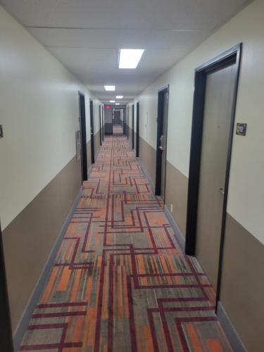 Super 8 by Wyndham Portage - image 7