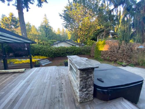 Luxury house with pleasure of life in Surrey, Canada