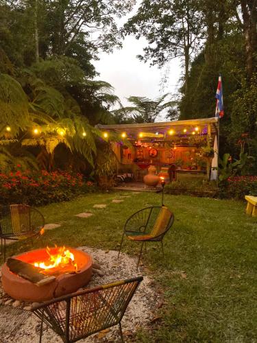 Tipi Cabécar (Tipi Cabecar) in Vara Blanca