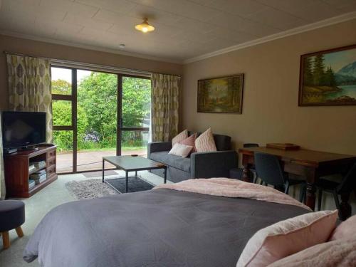 Fasilitas, Rural life in Otorohanga