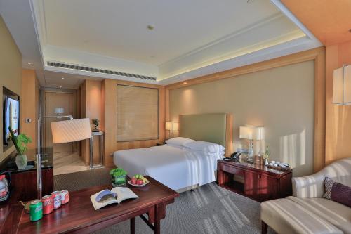 1 queen bed