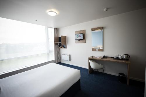 Travelodge Limerick Castletroy - image 8