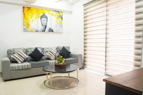 H2O Residences Colombo -2BR Managed Service Apartment at Oval View by Dr Nalin - image 5