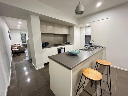 Tasha's Apartments - St Clair in West Lakes