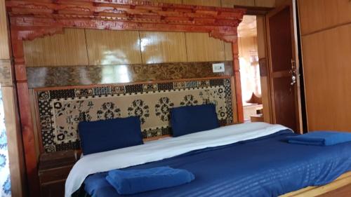 Heritage Chubi – Leh, PA