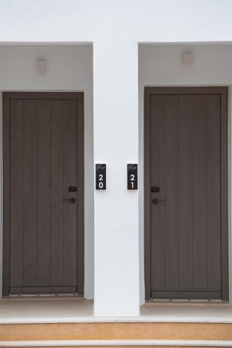 Muse οf Mykonos Muse οf Mykonos