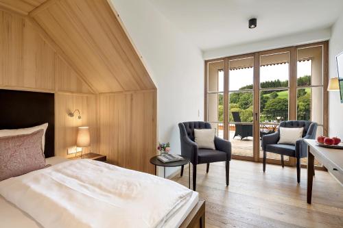 1 queen bed