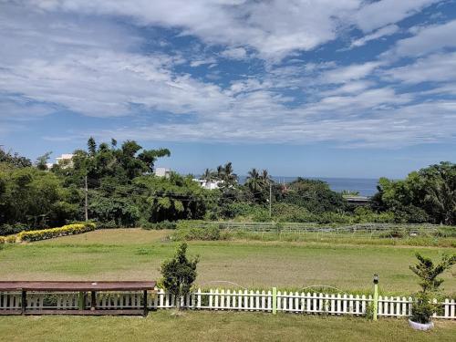 Double Room with Sea View image 4