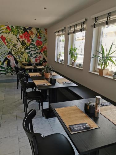 طعام و مشروبات, Akteon Hotel in Birkach