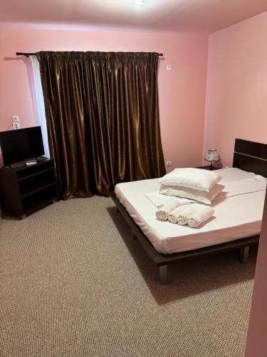 Double Room with Private Bathroom image 10