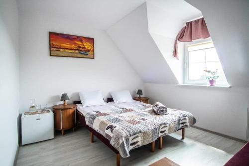 2 twin beds