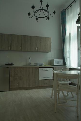 Apartment with Balcony image 3