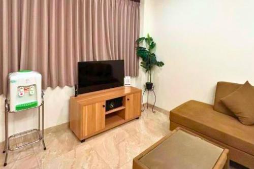 Reline 1 BR Studio with Sofa Bed - Tap to explore photos