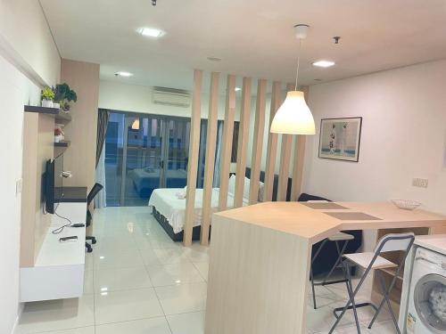 Mercu summer suites By Capri Charme - main image