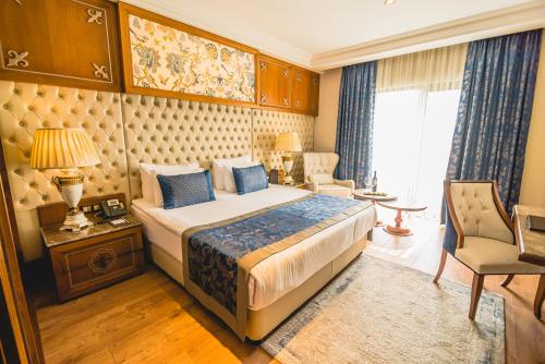 Lords Palace Hotel SPA Casino