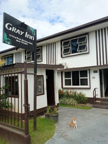 Gray Inn - Tap to explore photos