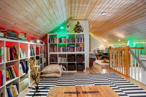 สิ่งอำนวยความสะดวกเพื่อการสันทนาการ, Klara in แซนฟยอร์ด