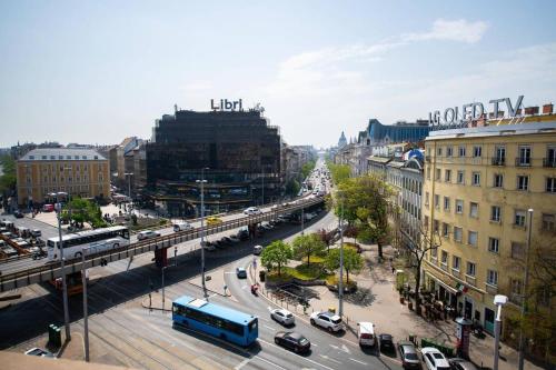 Very Central - Sunny - Comfy, Budapest (photo 3)