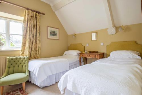 Bookers Cottage - image 3