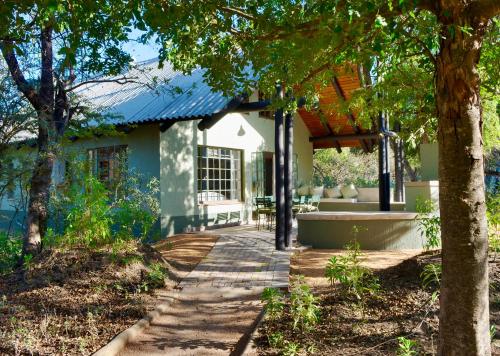 Pemandangan luar, Burchell's Bush Lodge by Dream Resorts in Kruger National Park