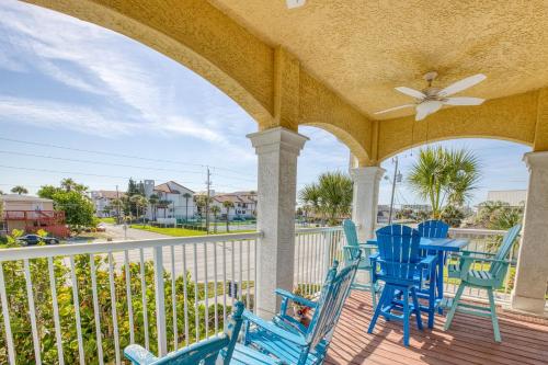 NEW Cearra Del Ray Townhome Pool Close to Beach Access in New Smyrna Beach, USA