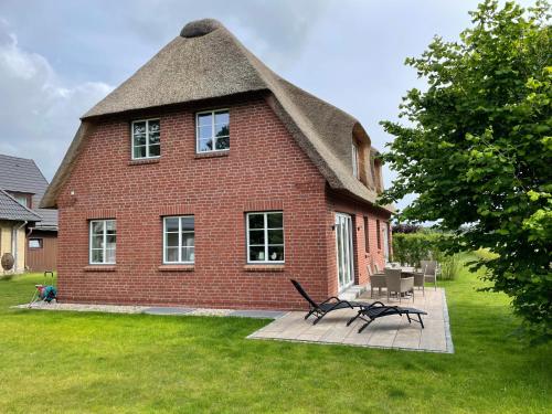 Jöri Hüs 2 Jöri Hüs 2