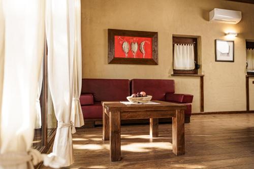 2 bedrooms, 4 beds