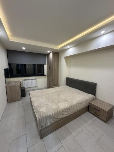 Comfortable Apartment in the centre of Yerevan 002, Erevan (foto 2)