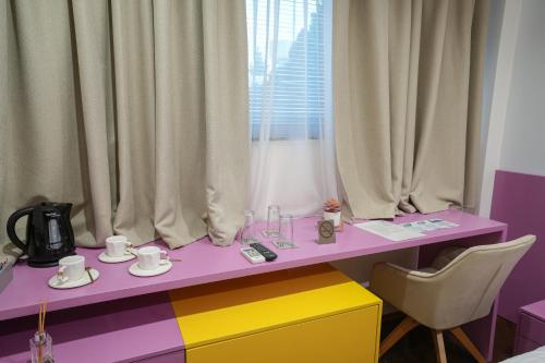 المرافق, 7even weddings & events in Stip