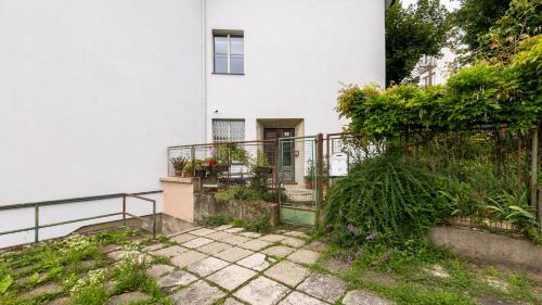 Palisady Charm - Stylish High Ceiling, Downtown, Parking, Братислава (фото 10)