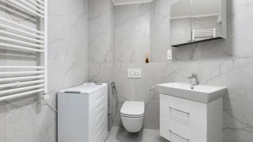 Palisady Charm - Stylish High Ceiling, Downtown, Parking, Братислава (фото 5)