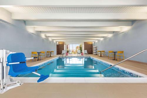 Home2 Suites by Hilton York - 전망
