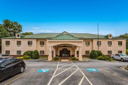 Econo Lodge Inn & Suites Marietta in Marietta, USA