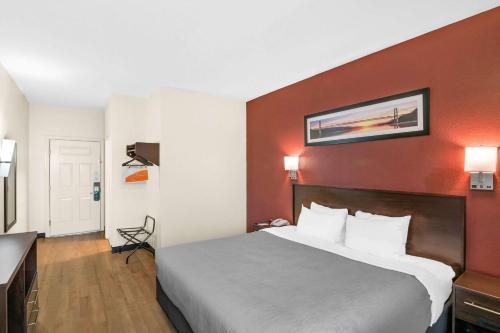 Red Roof Inn Glens Falls - Lake George - image 2