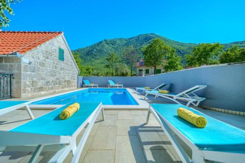 Viesnīcas āriene, Villa Roglić - Pool, Tennis & Pets welcome I Makarska Riviera (Villa Roglic - Pool, Tennis & Pets welcome I Makarska Riviera) in Zupa