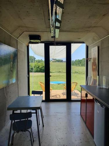 View, Un loft original au milieu des vignes in Bellefond